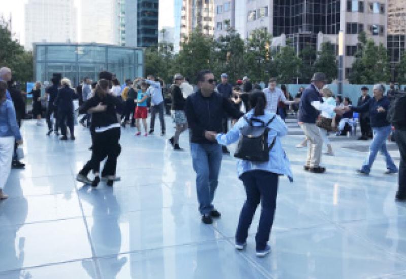 Walkable glass floor